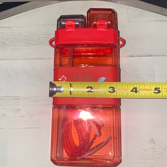 Hello kitty double drinking bottle - Picture 3 of 6